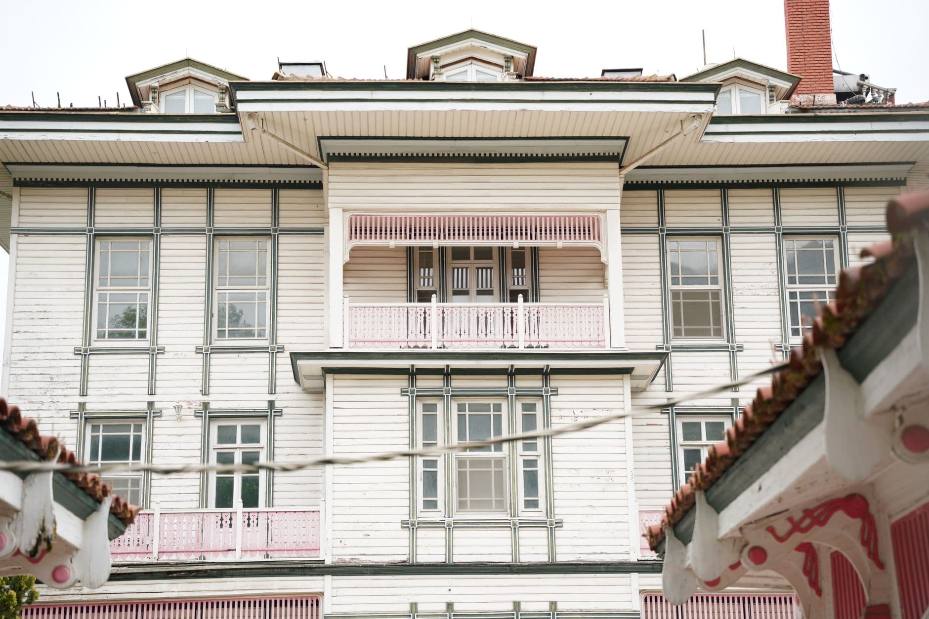 Pink Lady Mansion shines in its pinkest era yet