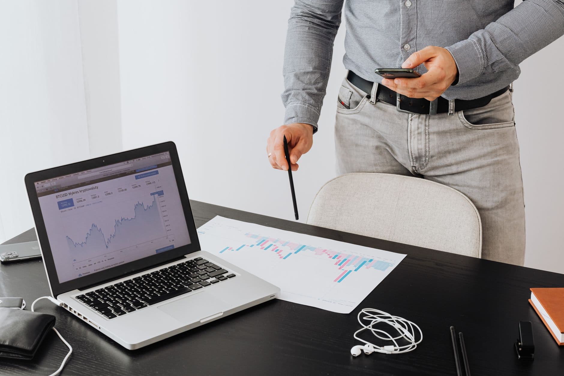 Veon raises outlook as digital revenue and Ukraine investment grow