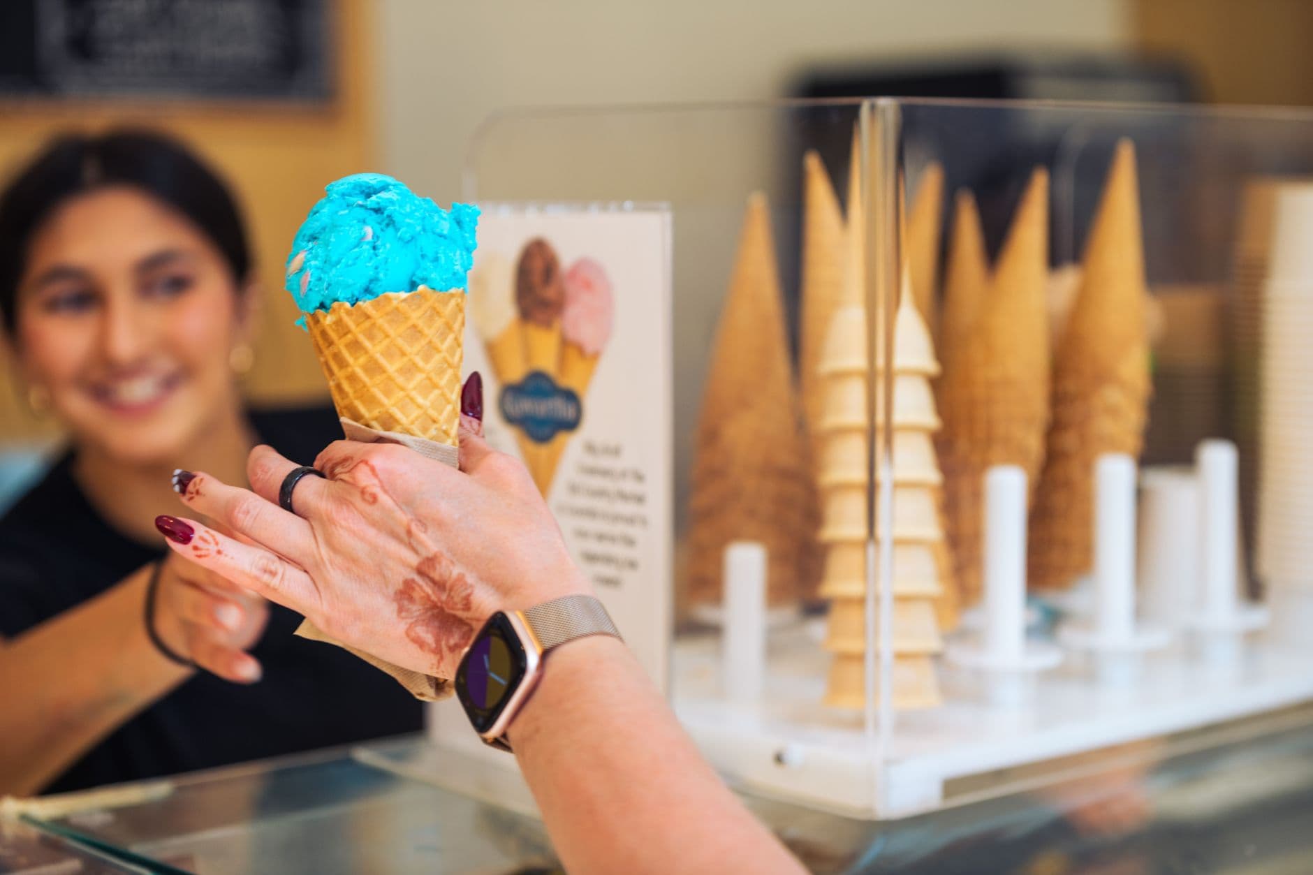 New York City’s oldest ice cream parlor still draws crowds