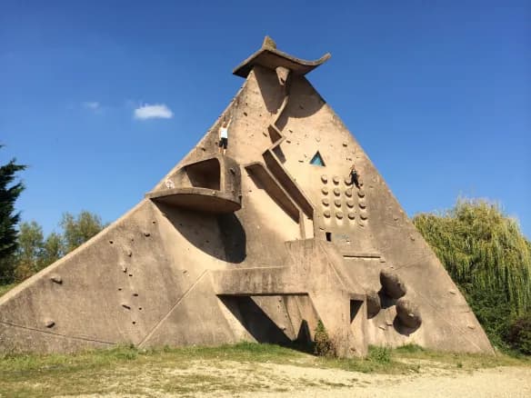 Lisses and Évry, parkour's birthplace and lasting pilgrimage site