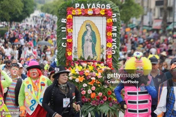 Mexican clowns make annual pilgrimage to Basilica of Guadalupe