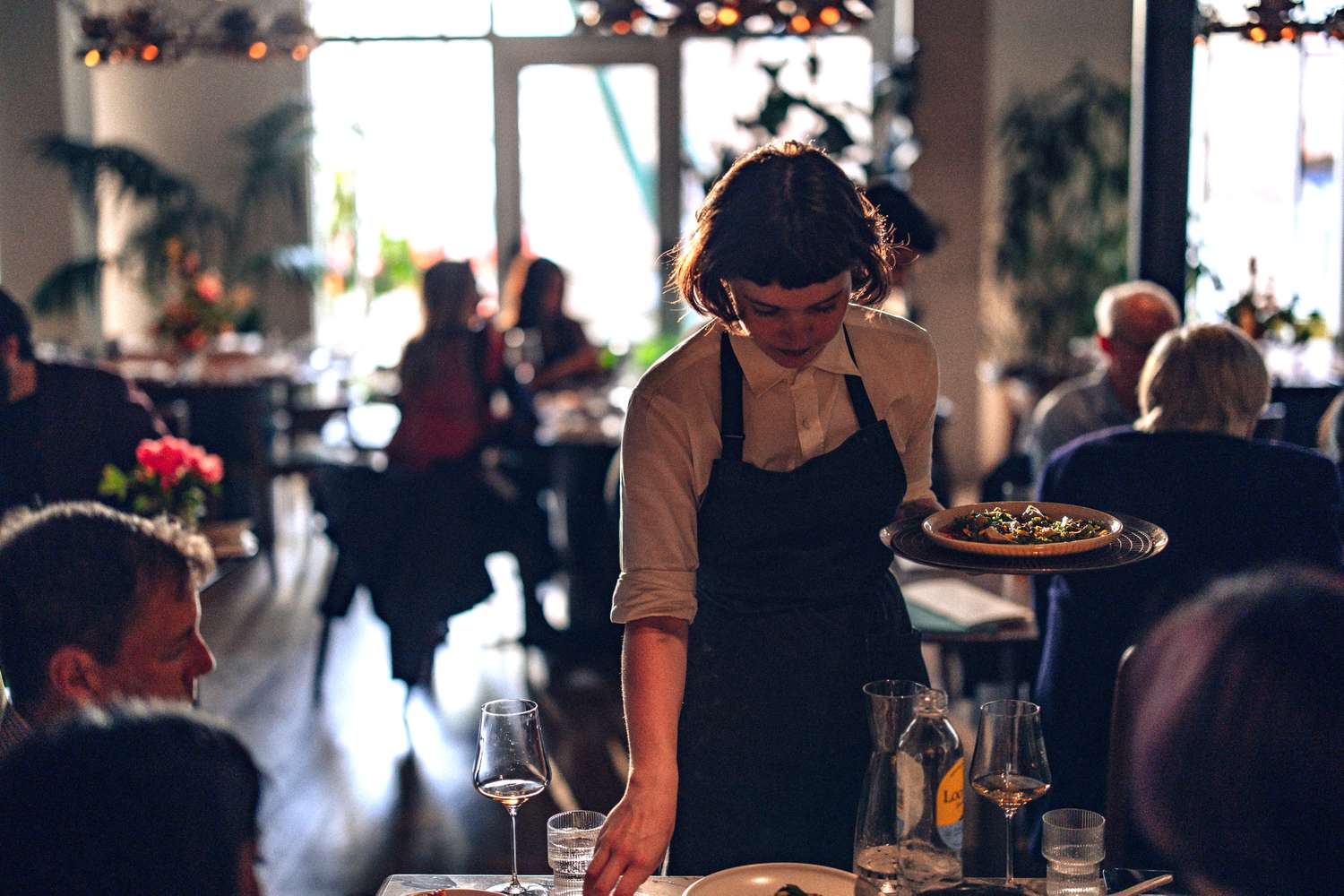 American Express and Resy launch free leadership program for restaurant workers