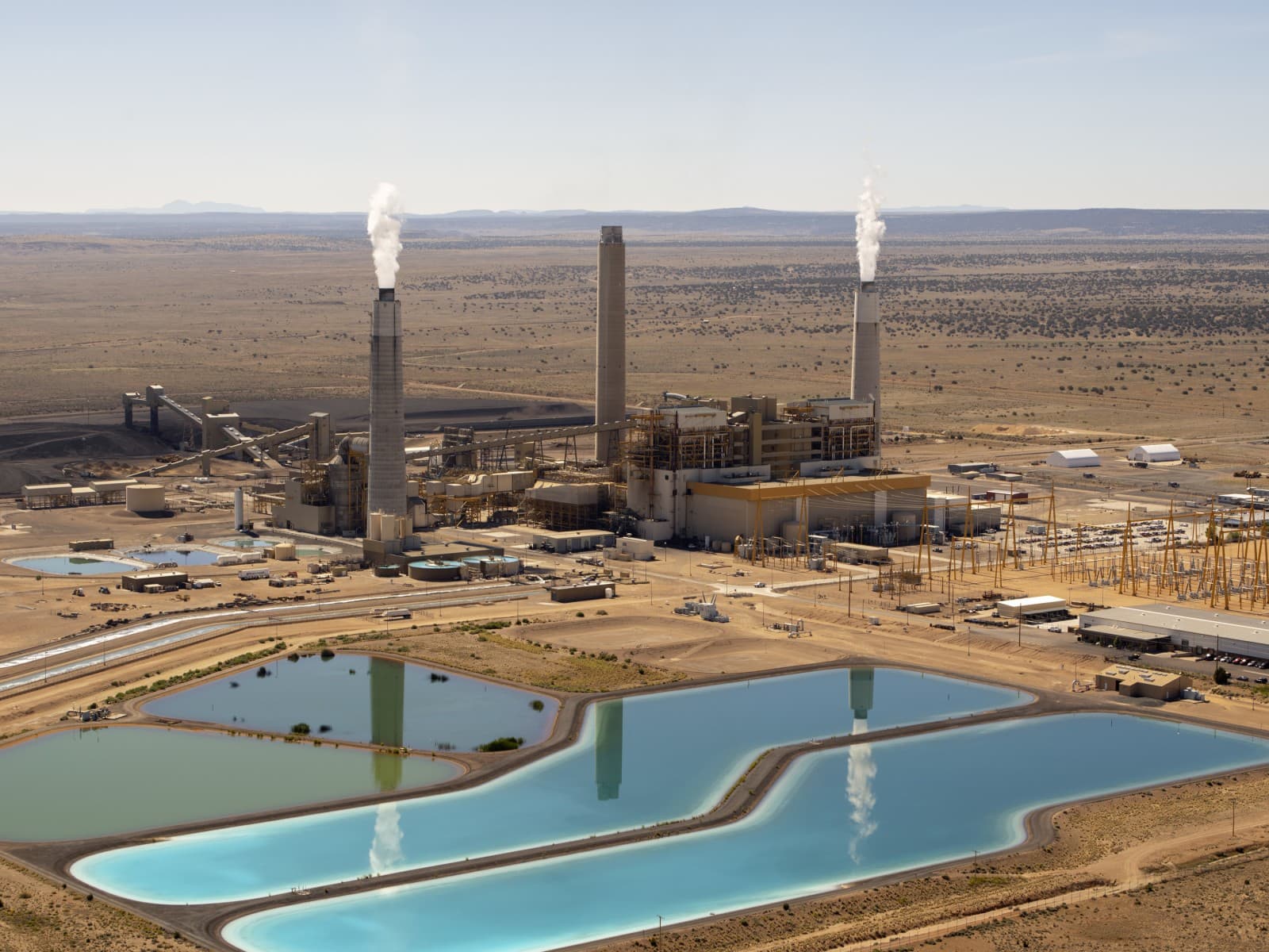 Apache County leaders focus on broadband and long-term economic future