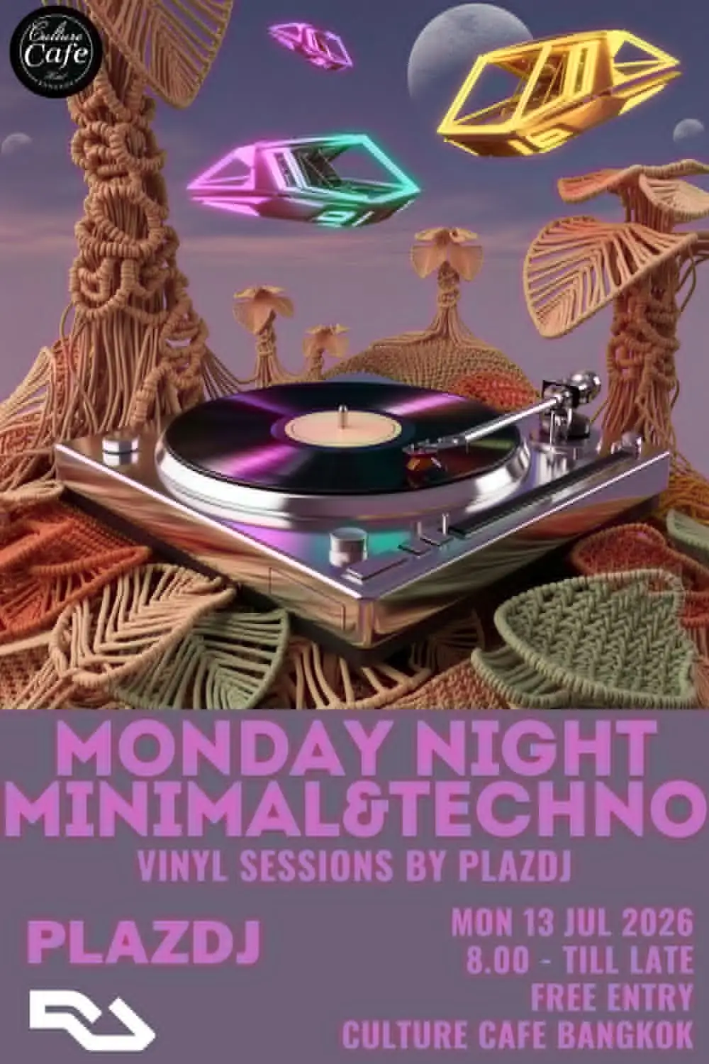 Bangkok’s Monday night minimal techno session keeps it vinyl and free
