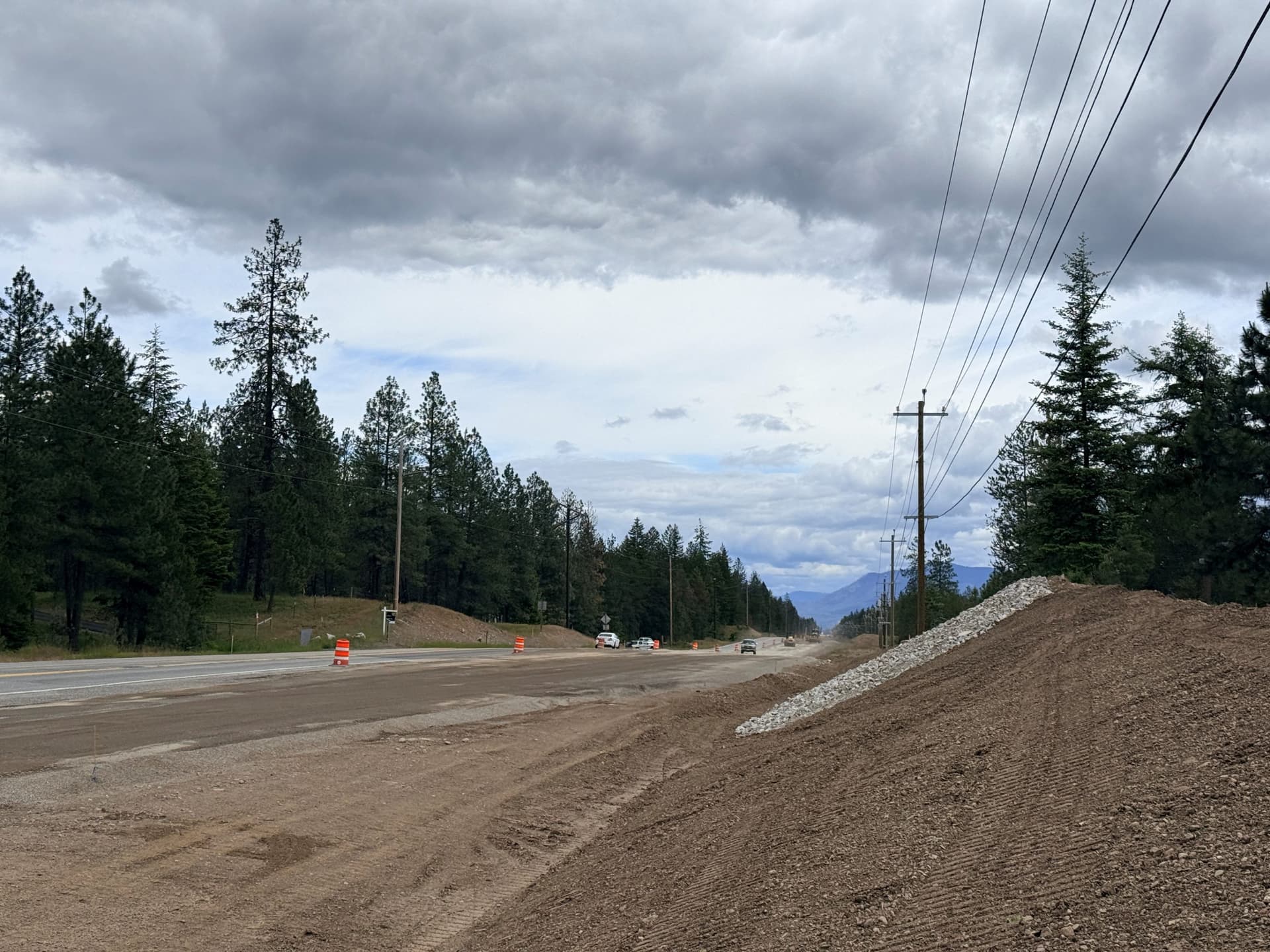 Traffic signals on SH-54 near Athol will slow commutes next week