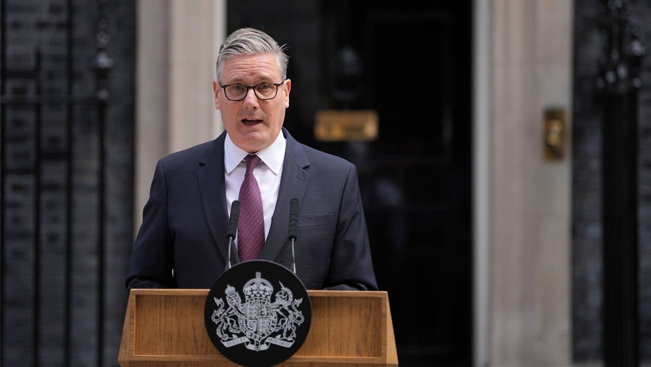 Starmer quits as Labour leader, triggering contest for next prime minister
