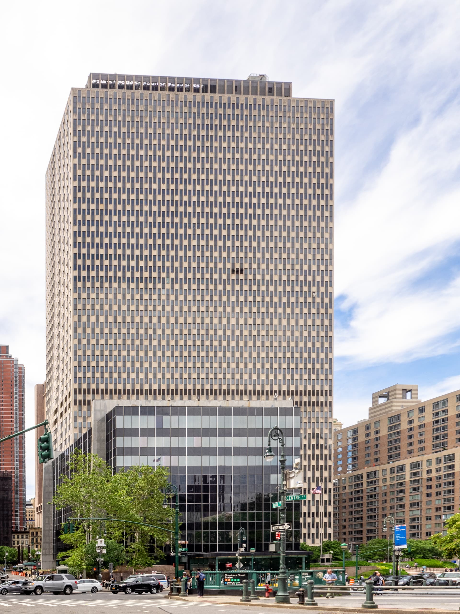 FBI identifies Army veteran in New York federal building blast