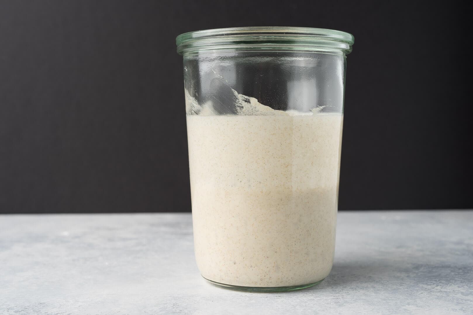 Maurizio Leo breaks down sourdough starter into 7 easy steps