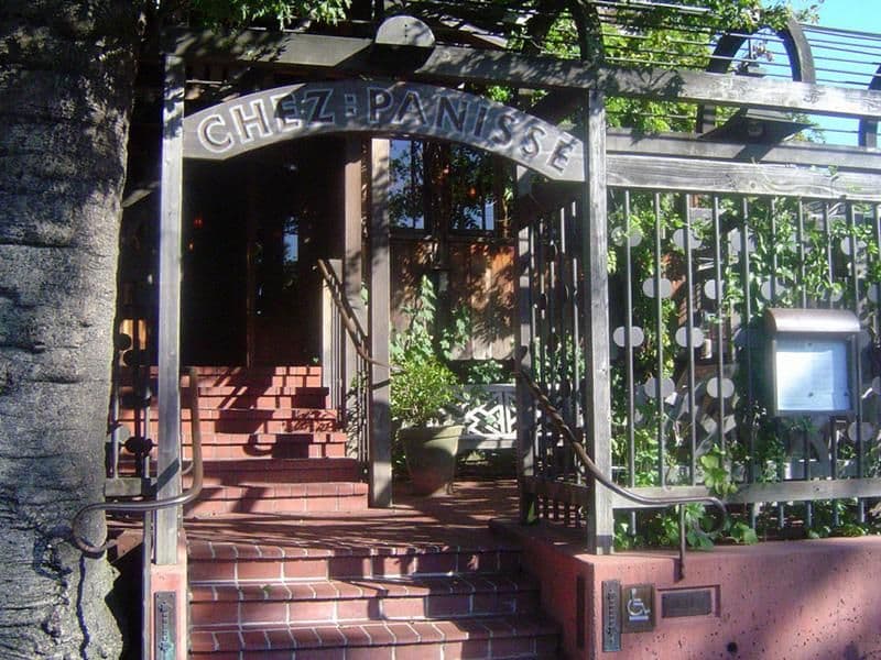 Alice Waters opens Bar Panisse next to Chez Panisse in Berkeley