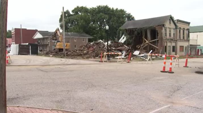 Demolition begins on long-vacant Cannelton buildings after years of complaints