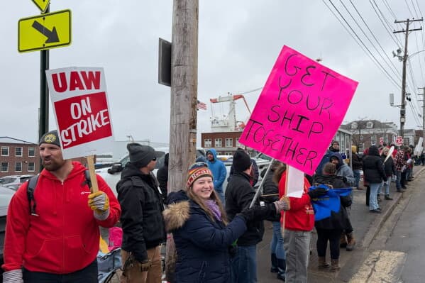 Bath Iron Works workers strike after contract talks fail