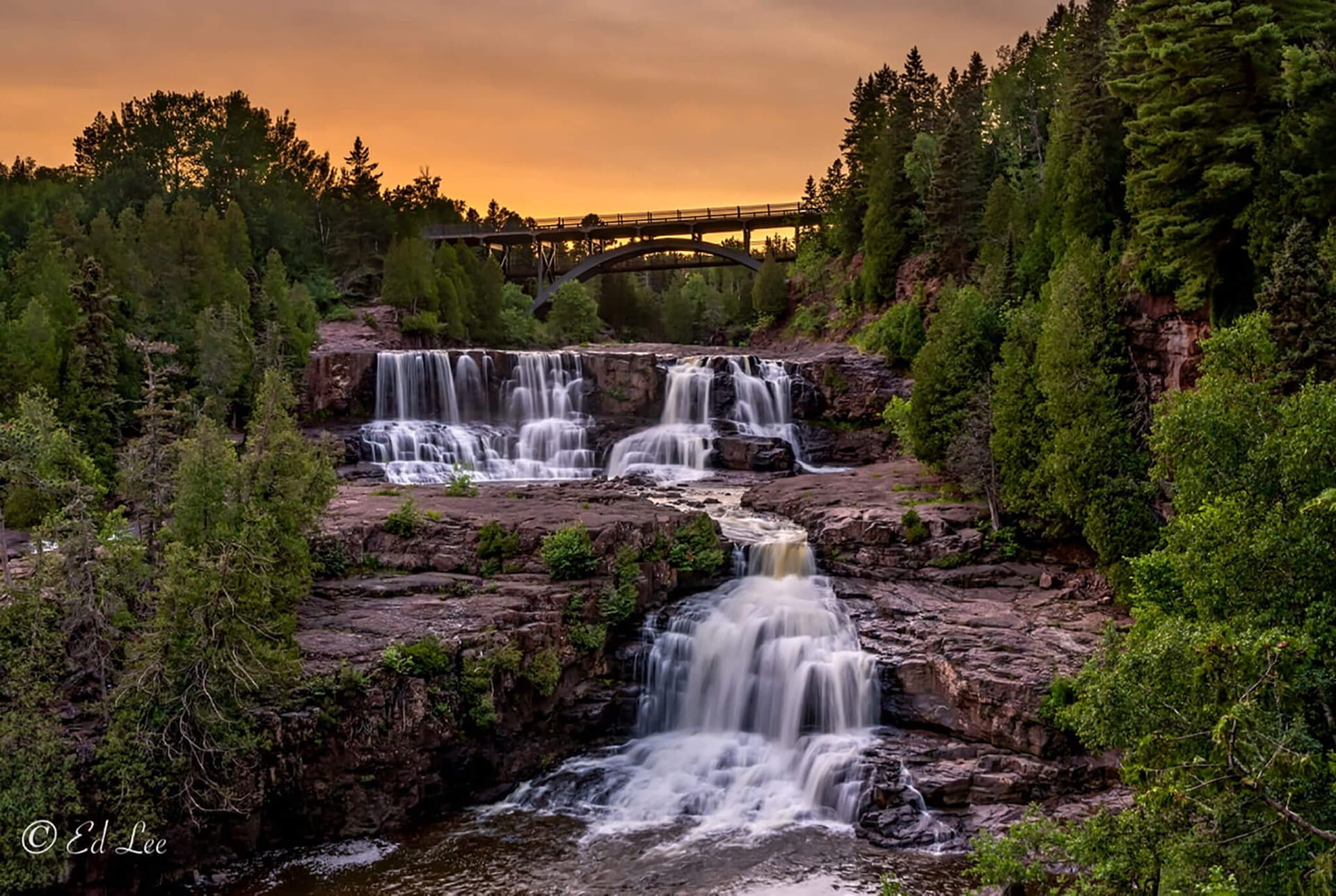 Gooseberry Falls self-guided tour highlights geology, history and river views