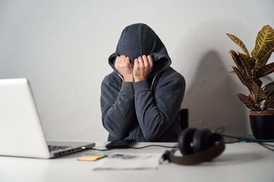 1 in 4 U.S. workers stay in unwanted jobs for health insurance