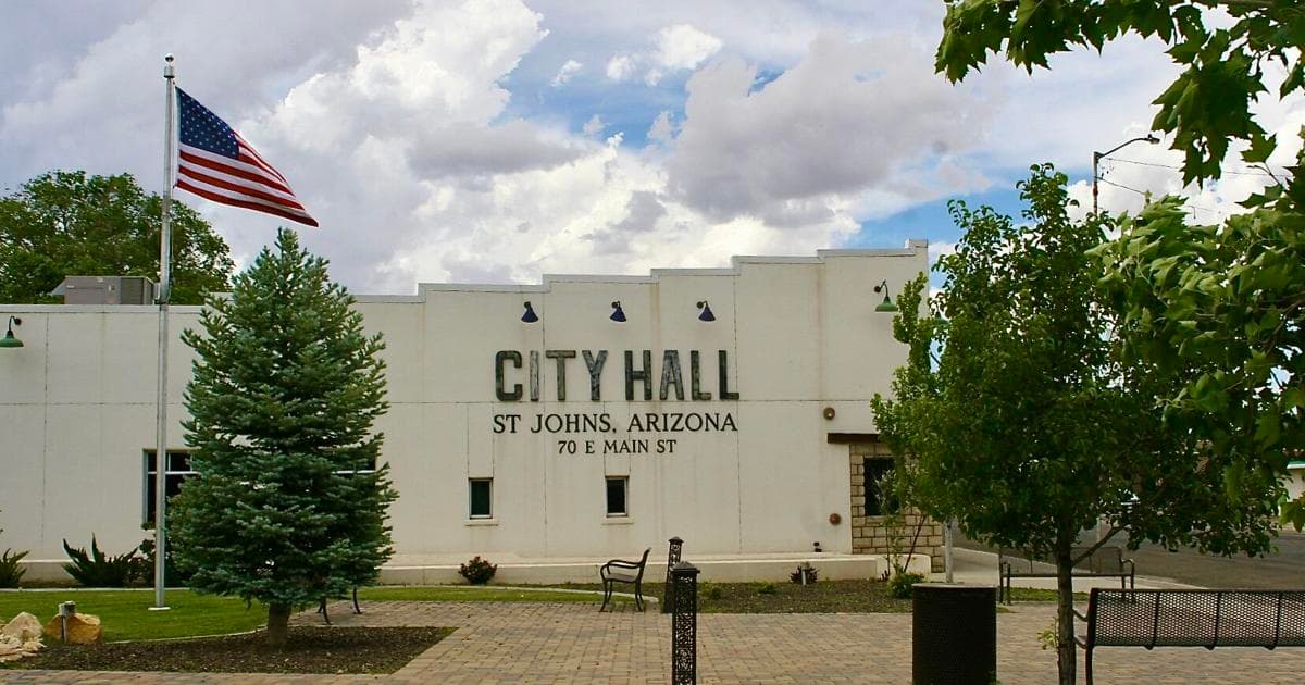 St. Johns council advances budget framework and fiscal resolution