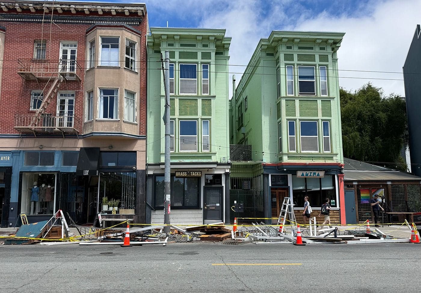 Crash destroys Hayes Valley parklet outside Brass Tacks, ANINA