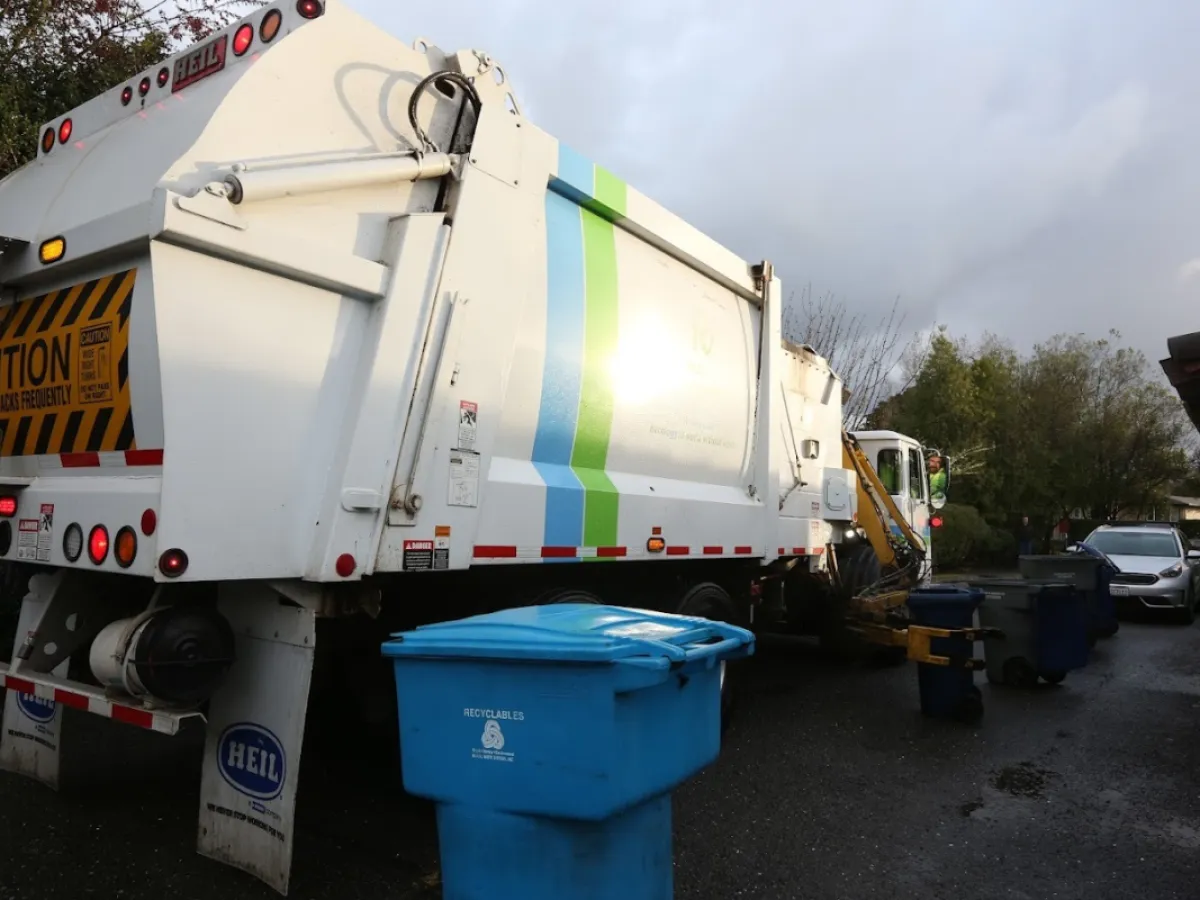 Eureka trash rate hike fails to win first approval
