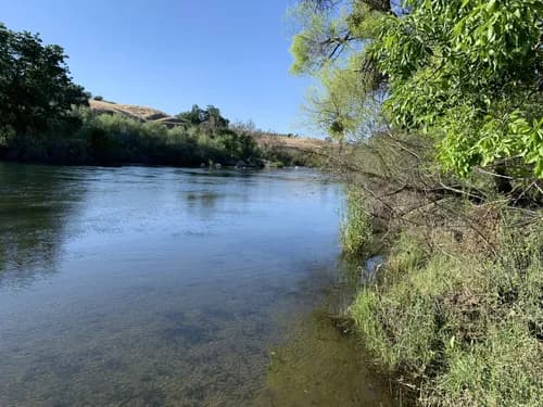 Lost Lake Nature Trail offers a quiet riverfront escape near Friant