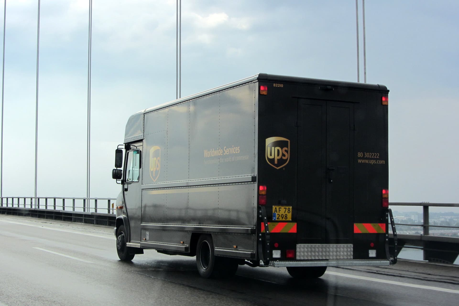 Teamsters Local 804 warns UPS workers on layoffs and union rights