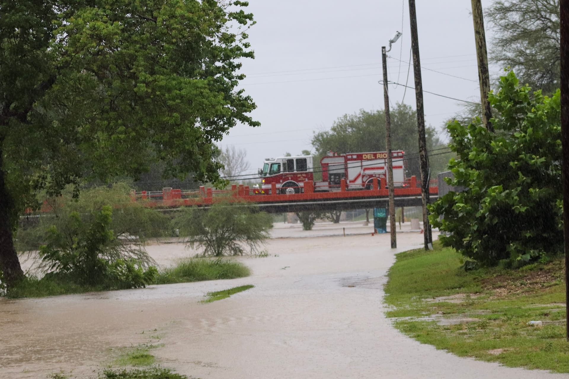 Del Rio crews perform seven water rescues amid heavy rain flooding