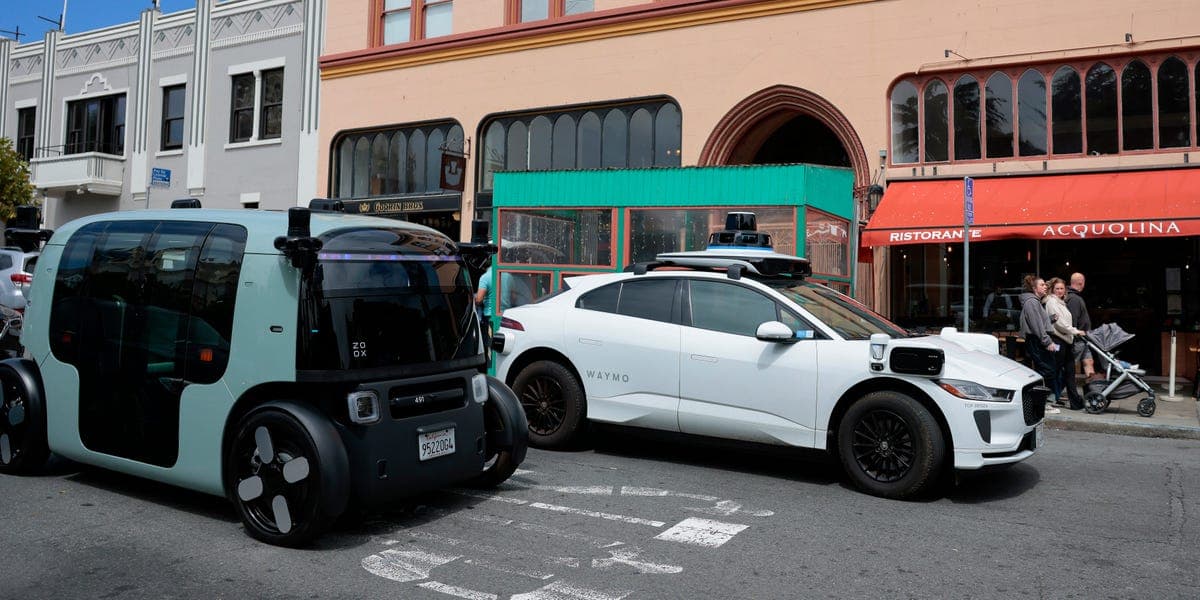 Lurie urges stricter robotaxi rules after July 4 traffic gridlock