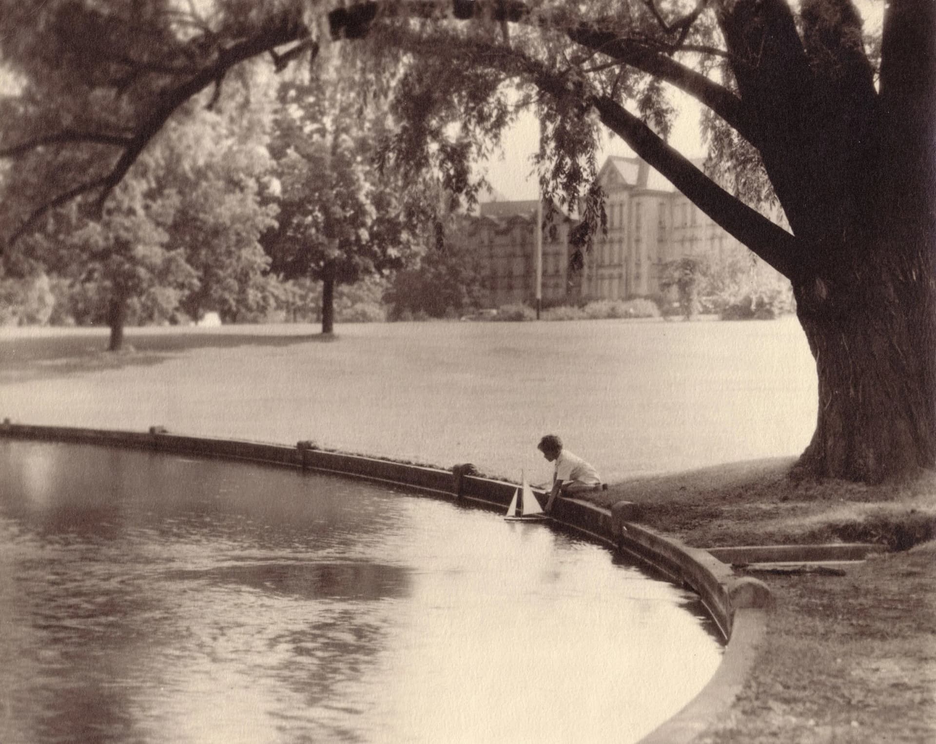 Traverse City State Hospital transformed into Grand Traverse Commons destination