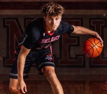 Vineland graduate John Devault announces college basketball commitment