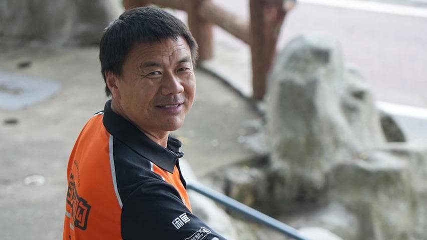 Chinese food delivery rider Wang Jibing wins Lu Xun Literary Prize