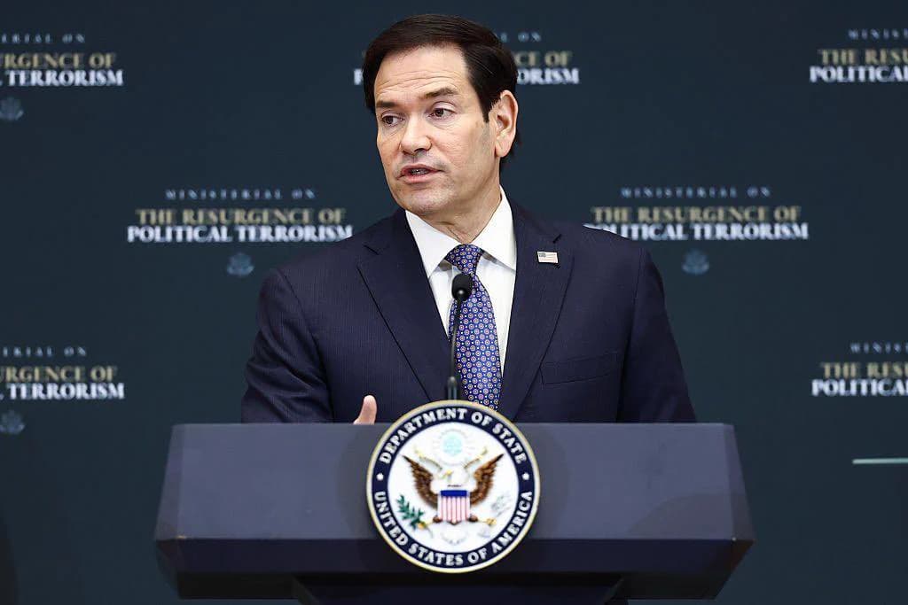 Rubio urges Cuba to free 700 political prisoners