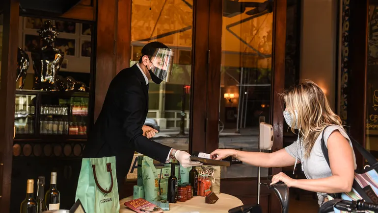 Higher tipped wages could reshape restaurant jobs and pay
