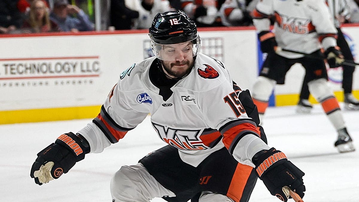 Griffins sign ECHL MVP Crawford, betting on immediate AHL impact