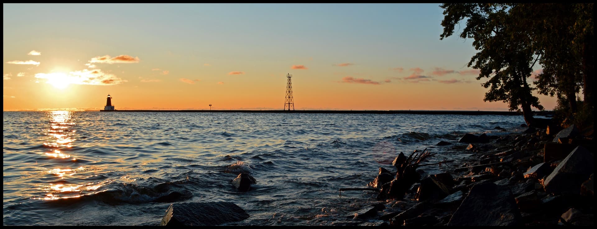 Menominee North Pier Lighthouse marks century of harbor history