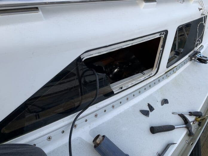 How to replace leaking cabin windows without damaging gelcoat