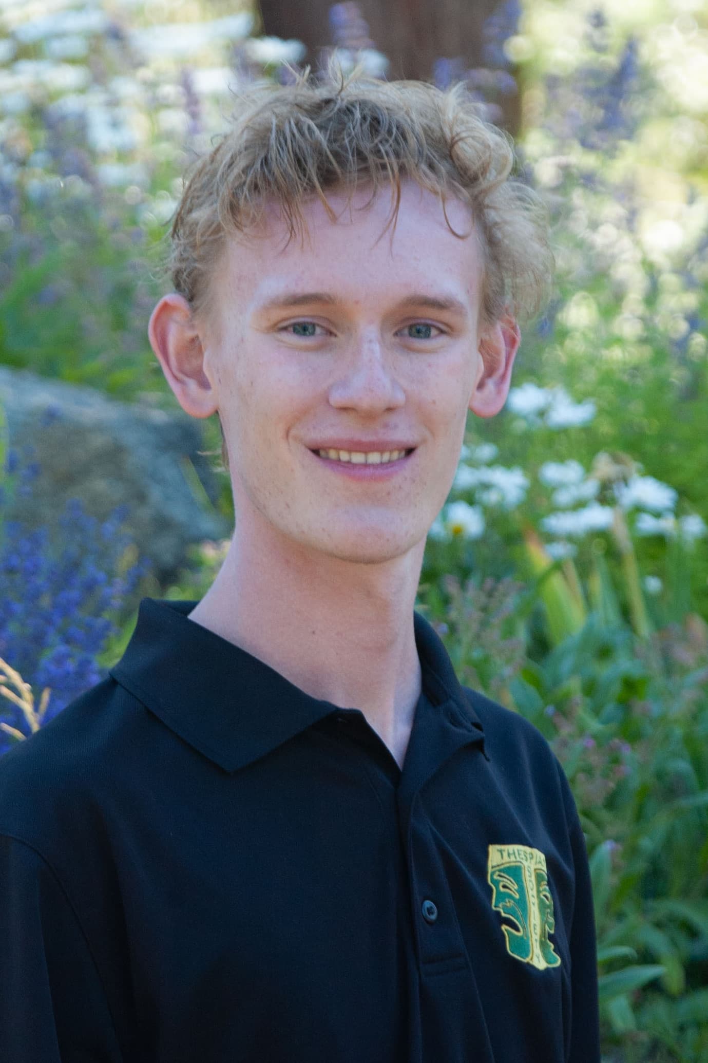 Los Alamos graduate Zachary Sestric wins $1,000 scholarship