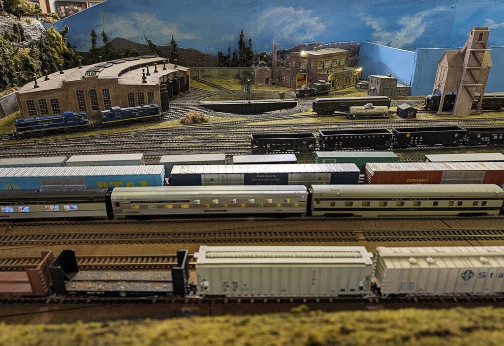 Delmarva Model Railroad Club showcases huge walk-around HO layout