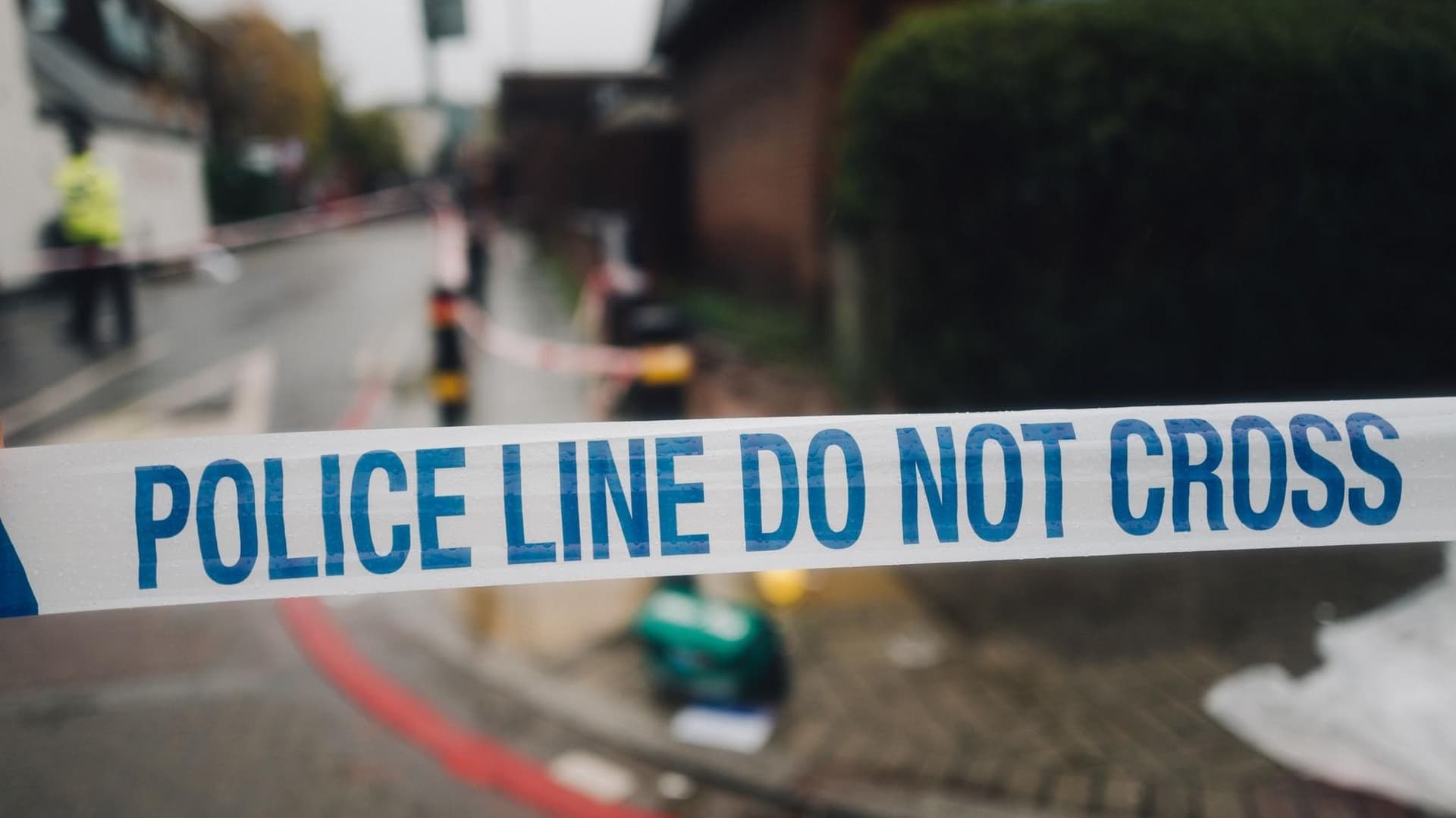 Teenage boy dies after stabbing in Luton, murder probe launched