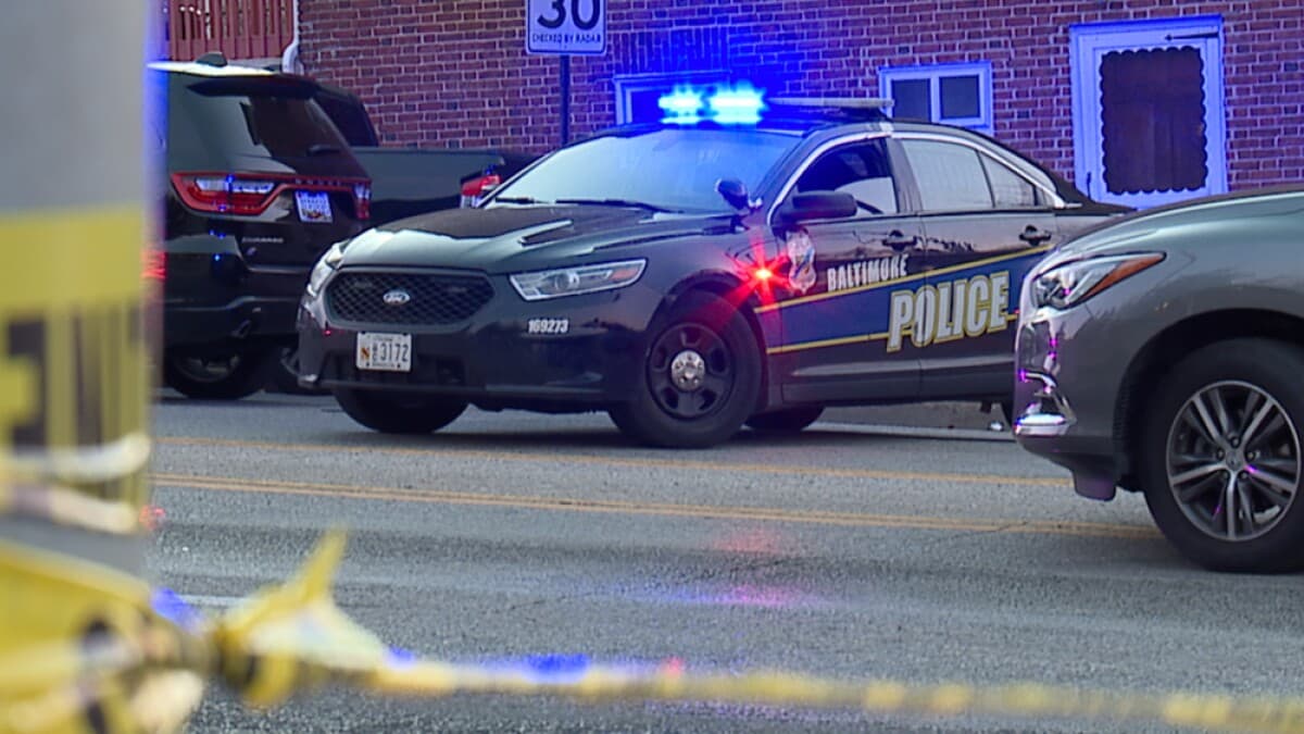 Police probe multi-vehicle crash on East North Avenue