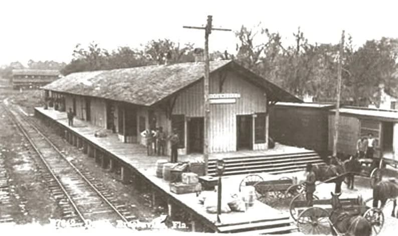 Tour BVL showcases historic downtown Brooksville on a walking trail