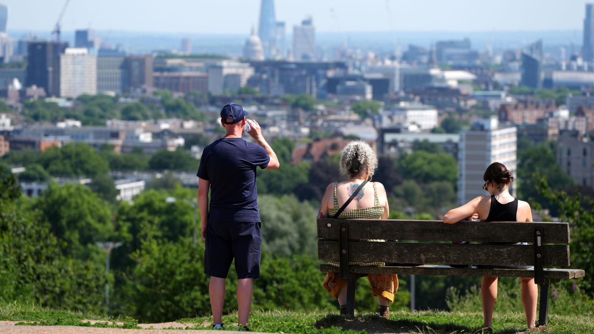UK braces for third heatwave in seven weeks, temperatures hit 34C