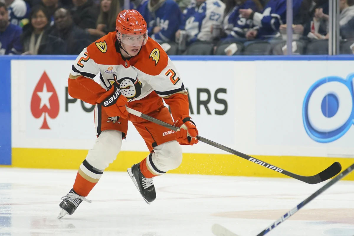 Hurricanes sign Chase Wheatcroft to AHL deal with Chicago Wolves