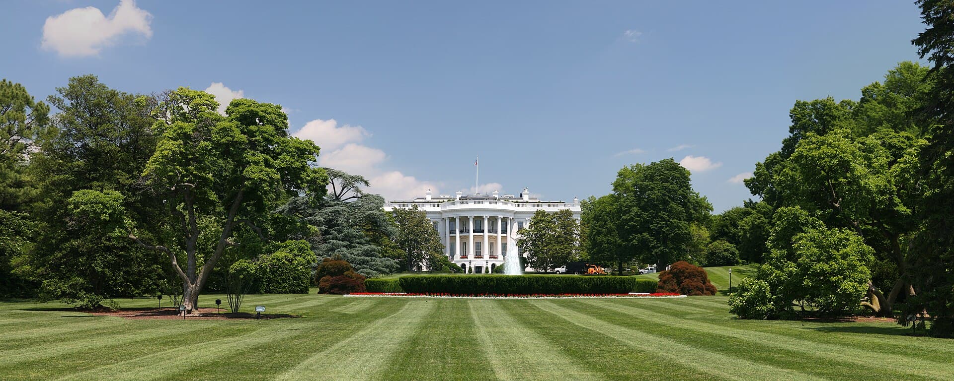 White House — Wikimedia Commons