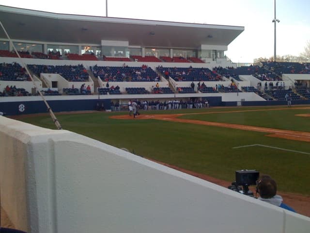 Ole Miss — Wikimedia Commons