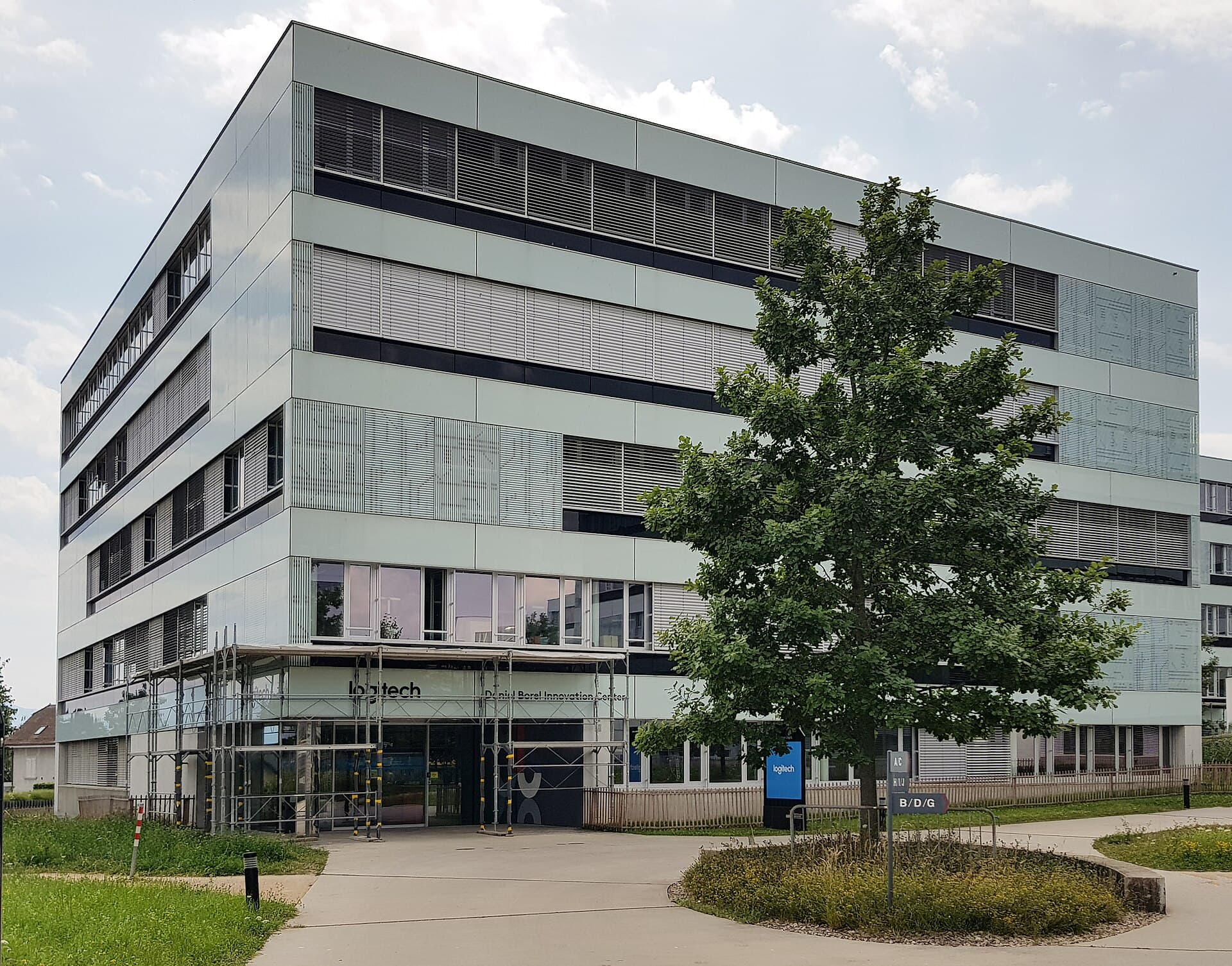 Logitech — Wikimedia Commons