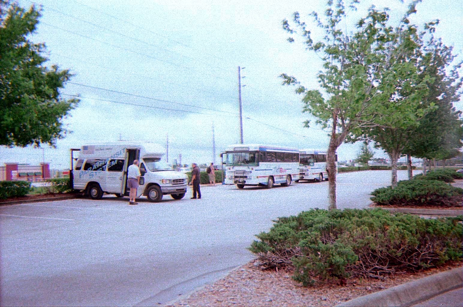 TheBus — Wikimedia Commons
