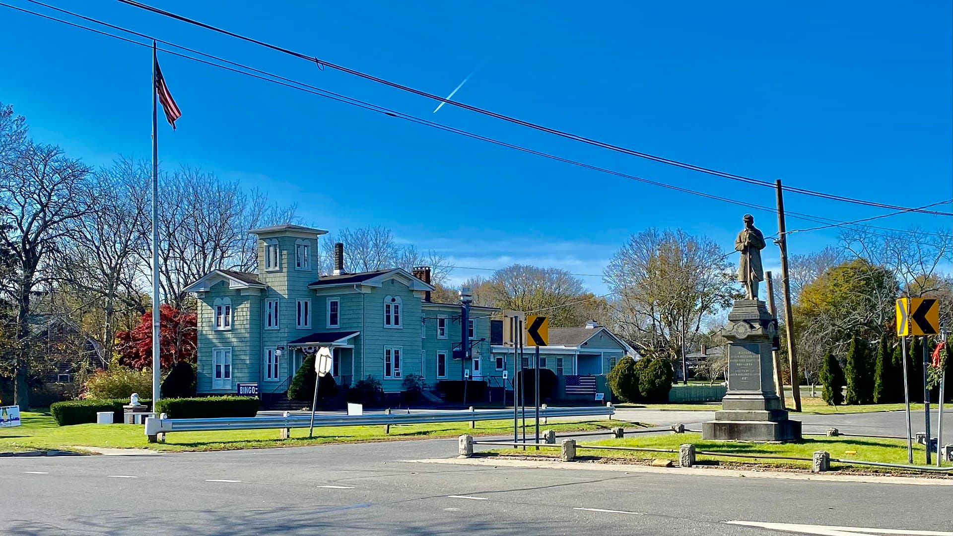 Riverhead Town Hall — Wikimedia Commons