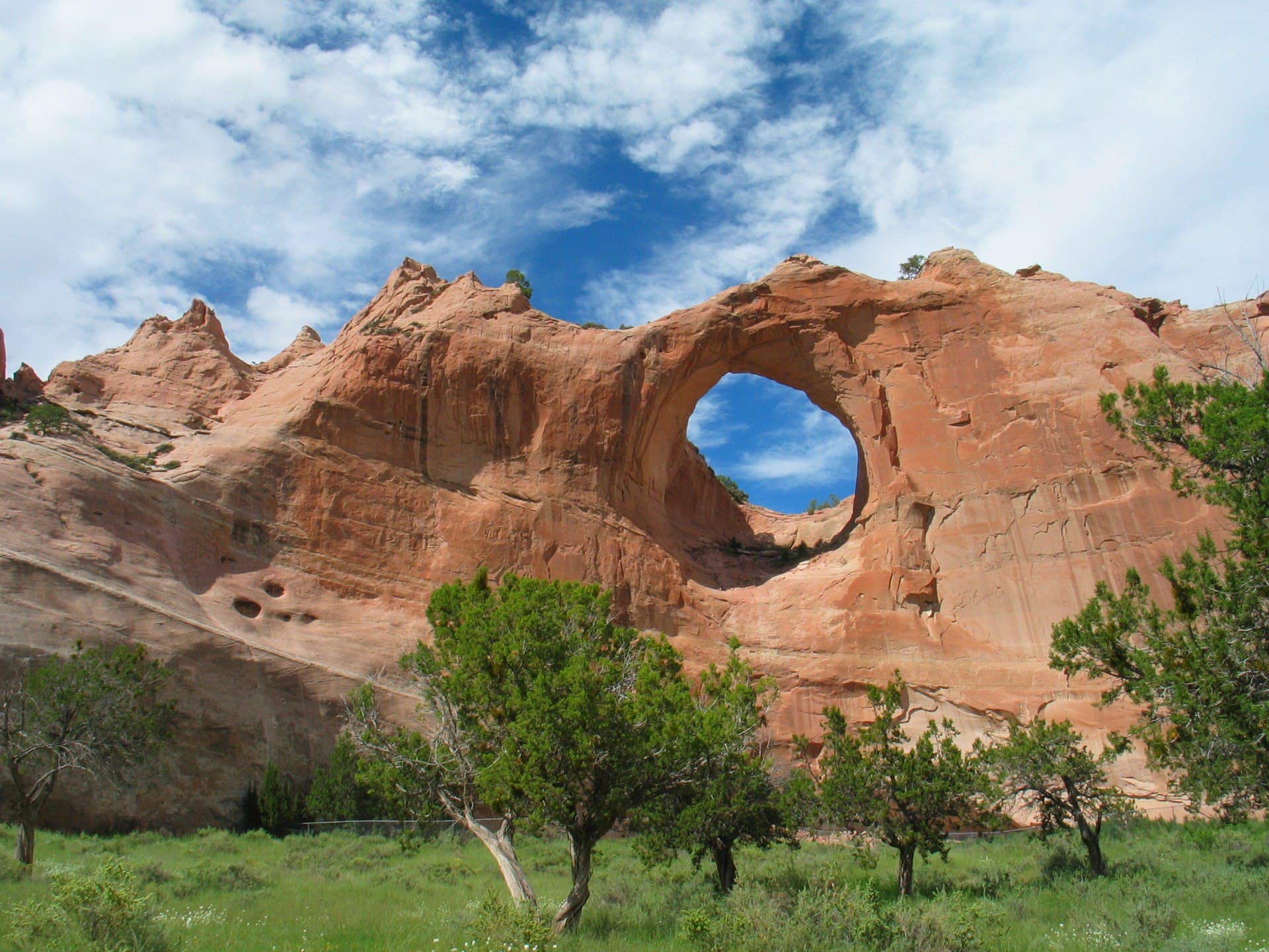 Window Rock — Wikimedia Commons