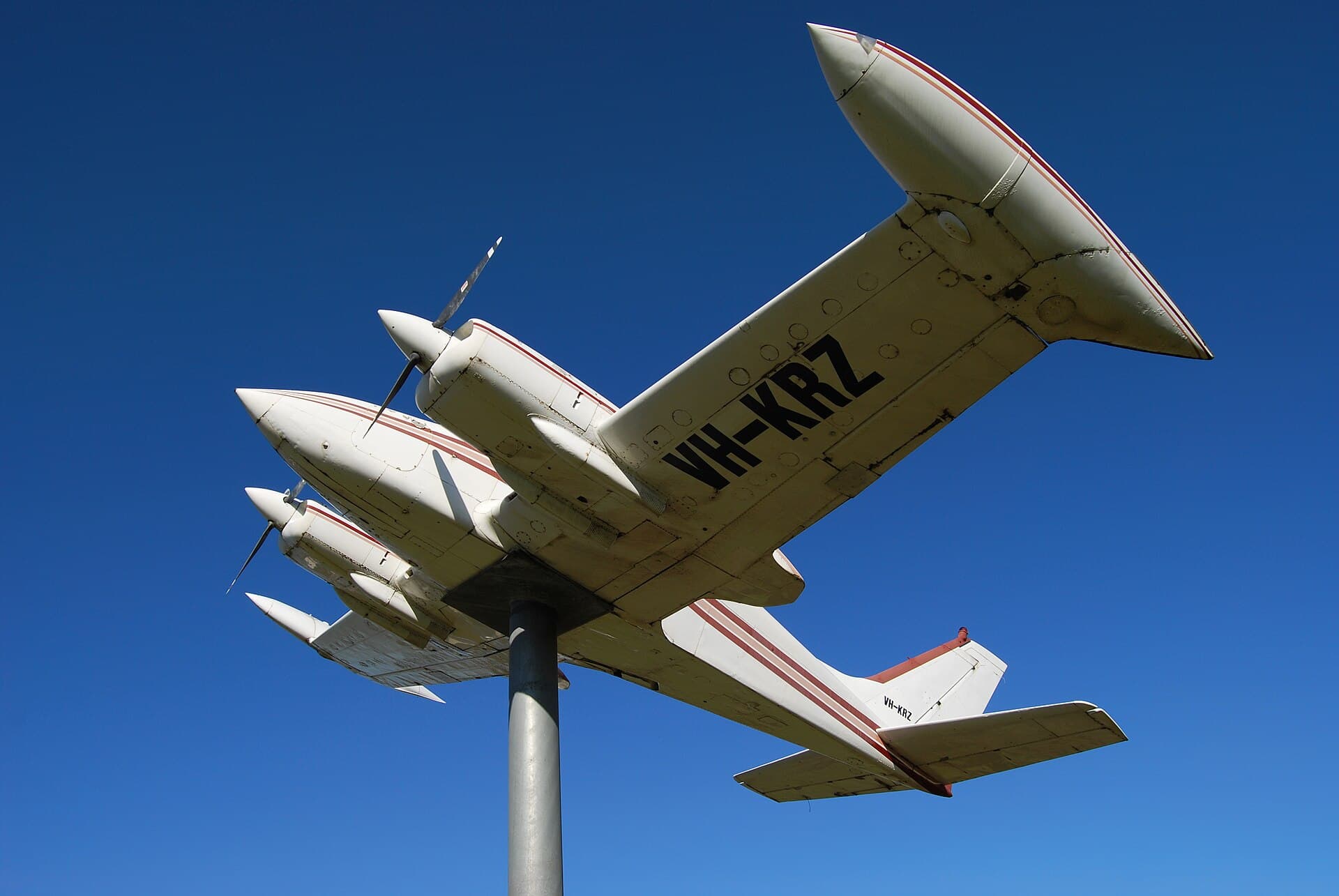 Parafield Airport — Wikimedia Commons