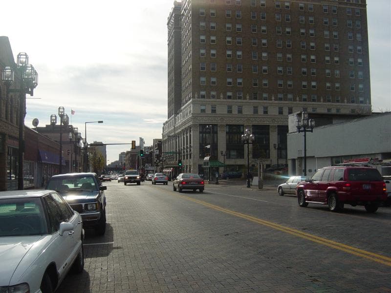 West Superior Street — Wikimedia Commons