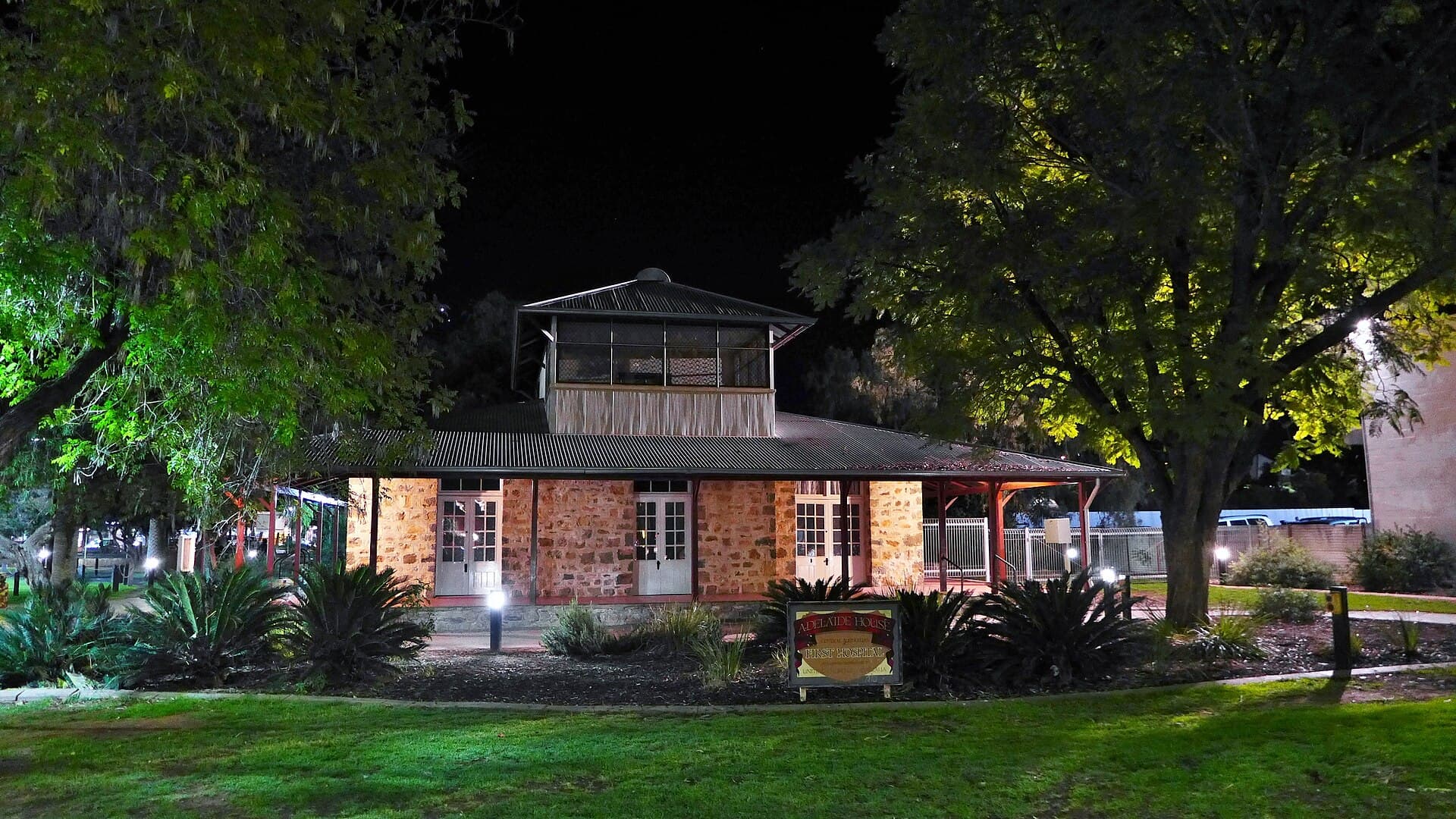 Alice Springs Hospital — Wikimedia Commons