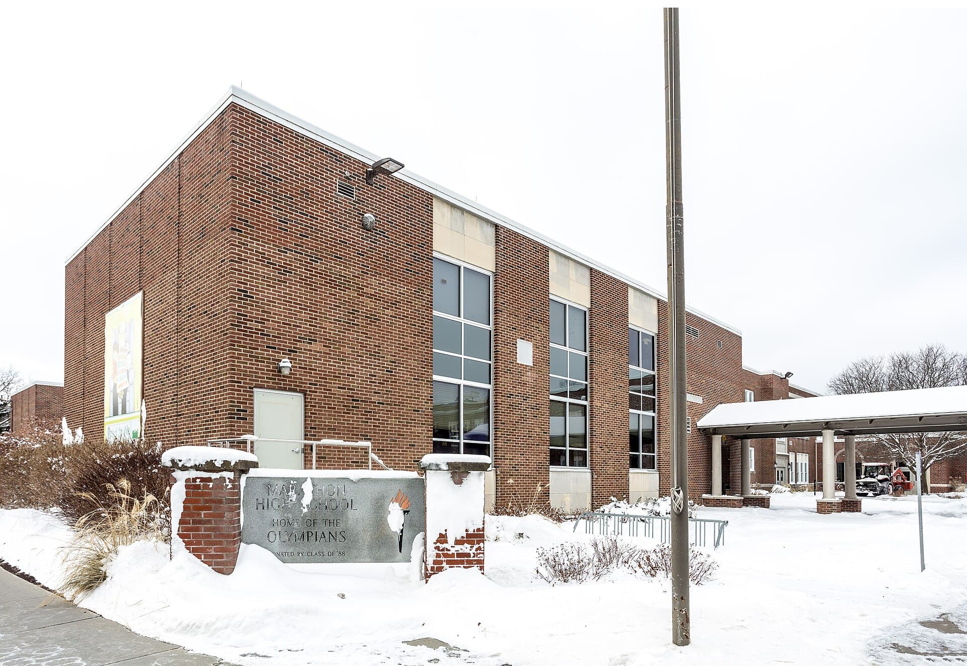 Marathon High School — Wikimedia Commons