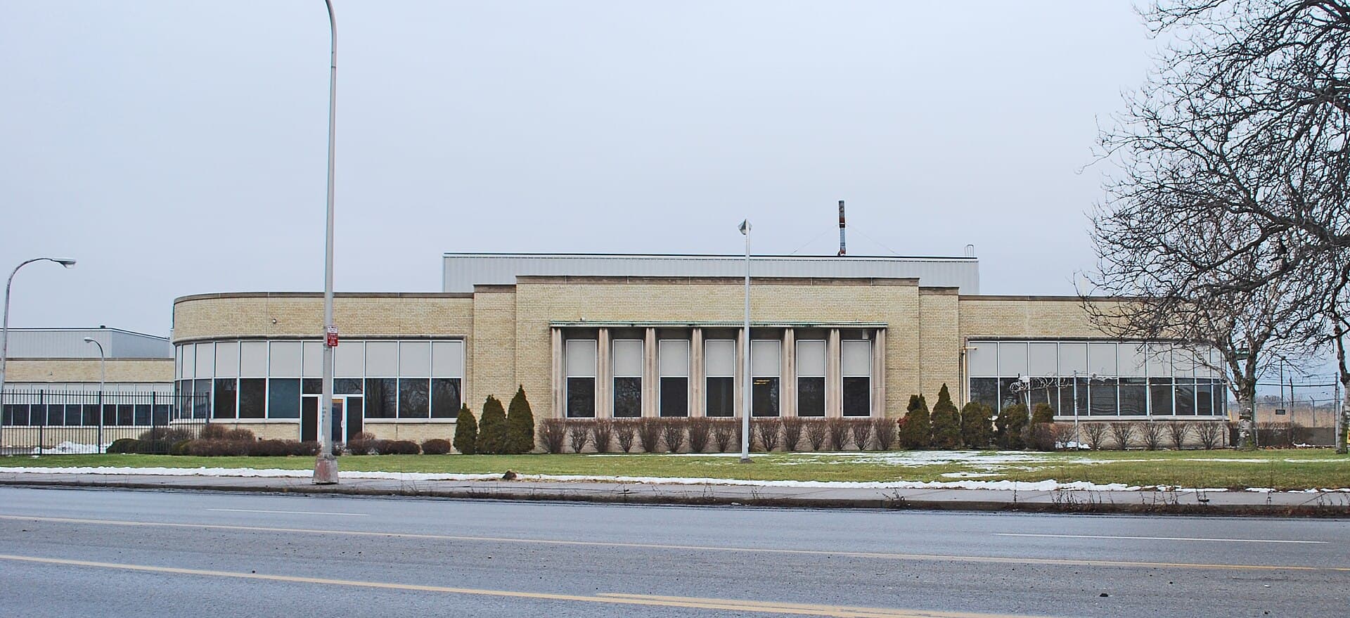 Ford — Wikimedia Commons